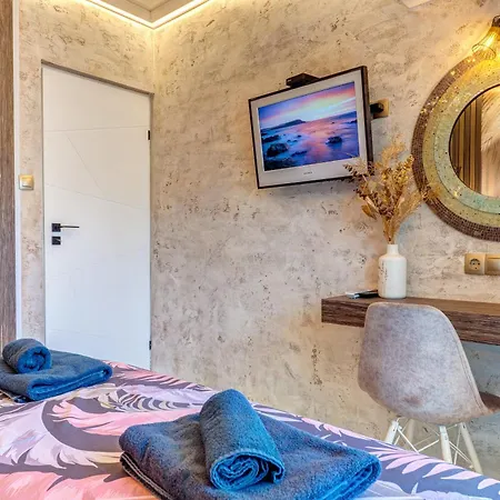 Upper Deck Apt. Apartament *