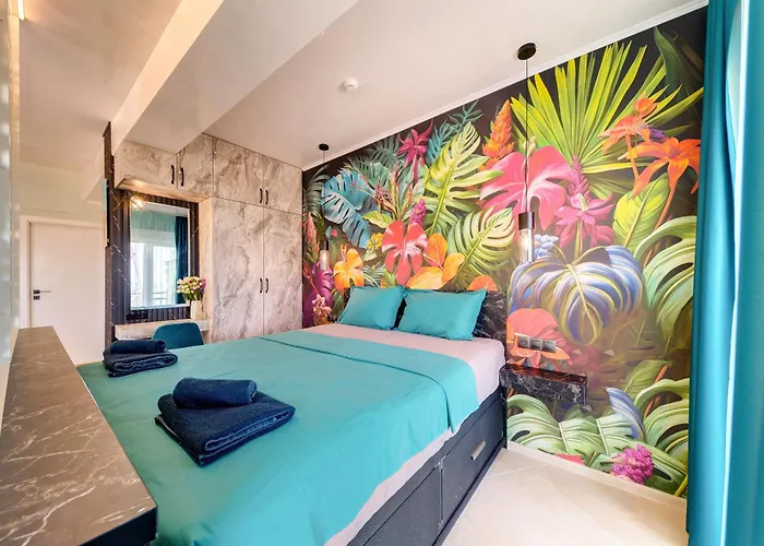 Upper Deck Apt. Néa Péramos