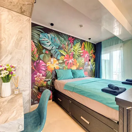 Upper Deck Apt. * Nea Peramos (Macedonia)