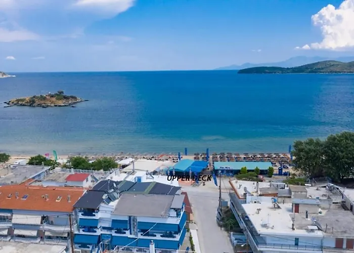 Upper Deck Apt. Apartmán *