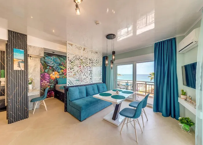 Daire Upper Deck Apt. Néa Péramos